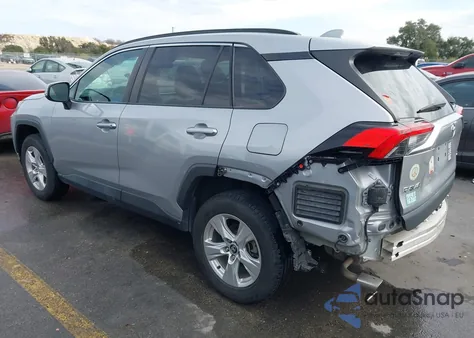2021 Toyota Rav4 Xle z USA, uszkodzony, nr VIN 2T3W1RFV6MW113841